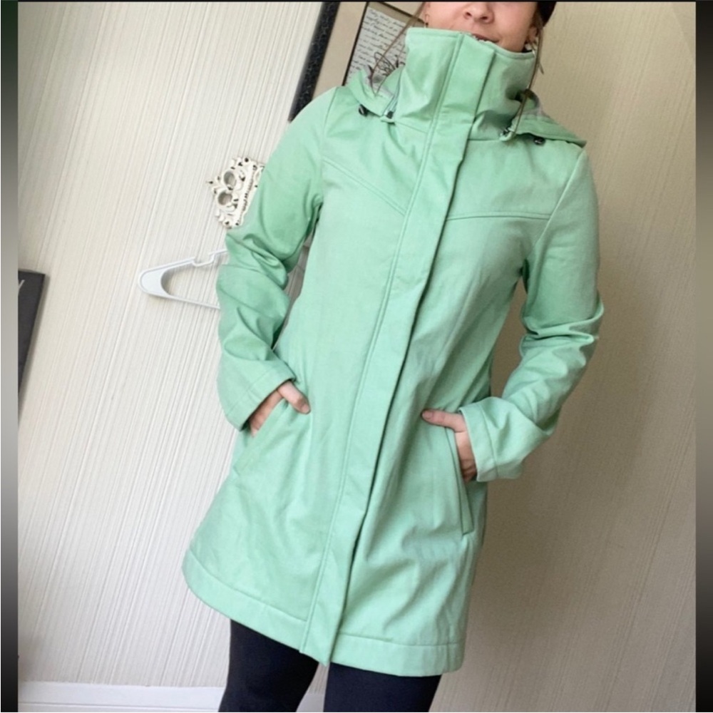 Mia melon stella waterproof‎ modern style rain jacket- fleece lined size small